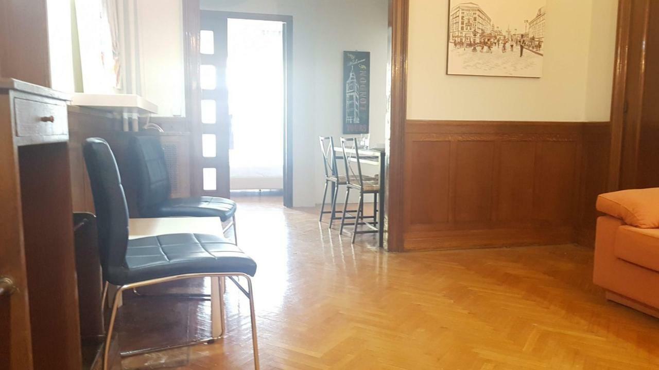 Violet Errathens Apartment - Athens Center, 7 Bd, 3 Bath Dış mekan fotoğraf