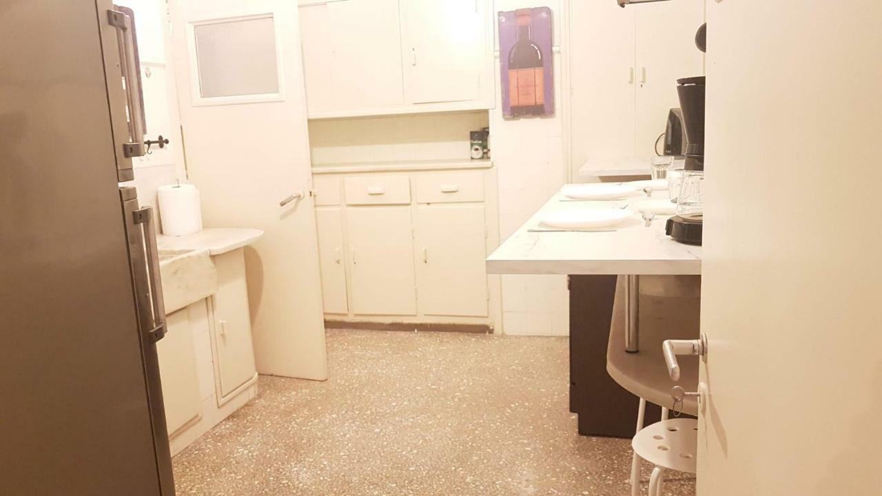 Violet Errathens Apartment - Athens Center, 7 Bd, 3 Bath Dış mekan fotoğraf