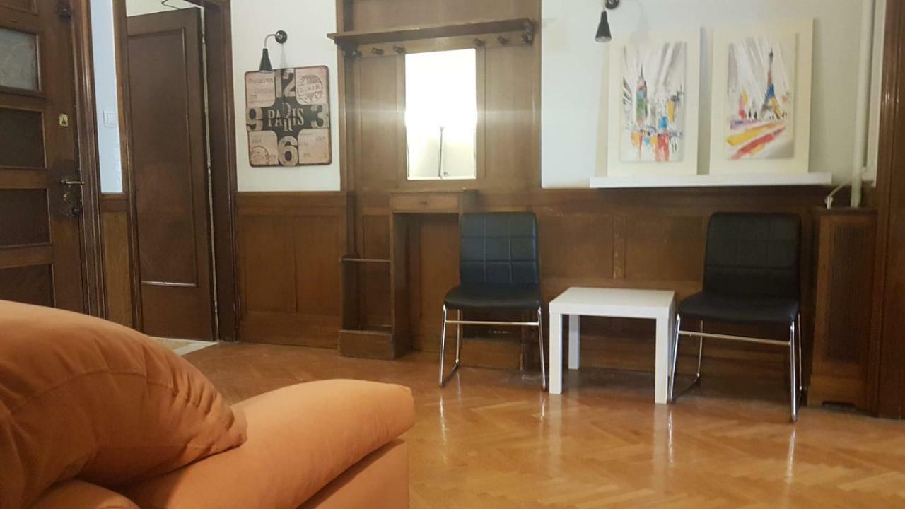 Violet Errathens Apartment - Athens Center, 7 Bd, 3 Bath Dış mekan fotoğraf